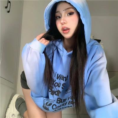 背鸭子的男孩